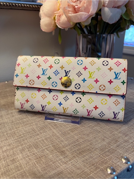 Louis Vuitton Handbags - EUC Louis Vuitton + Murikami White Multicolor Monogram trifold snap Wallet